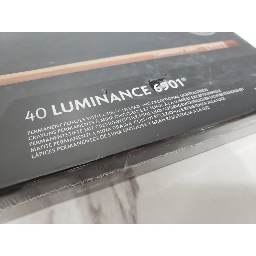 NEW‎ SEALED Caran d'Ache Luminance 6901 40 colored permanent pencils
